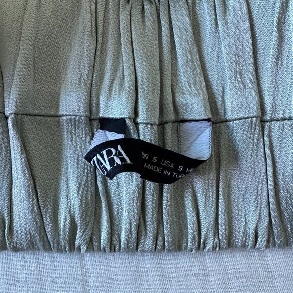 ZARA Sage Green Satin-Effect Crinkle Crop Top Size S 🩵 - Picture 3 of 7